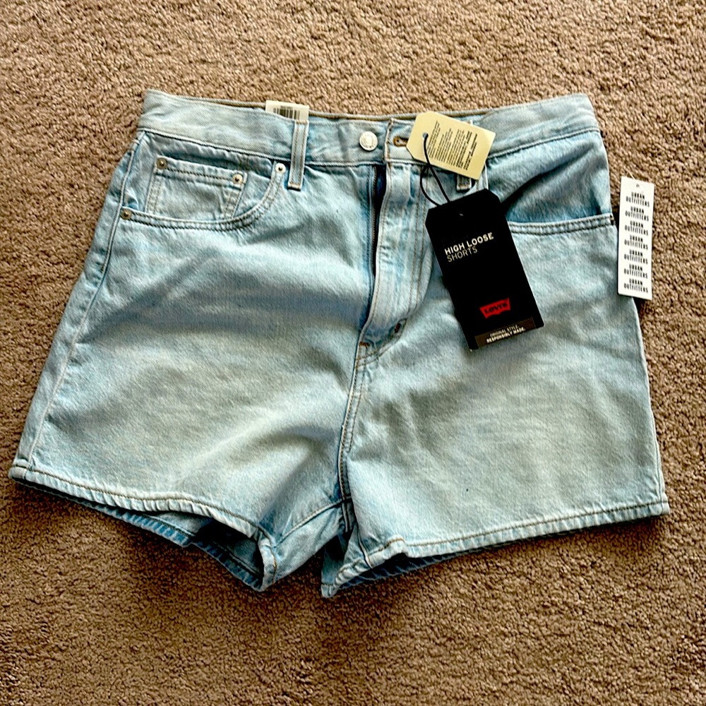 Levi’s High Loose Denim Shorts Size 30